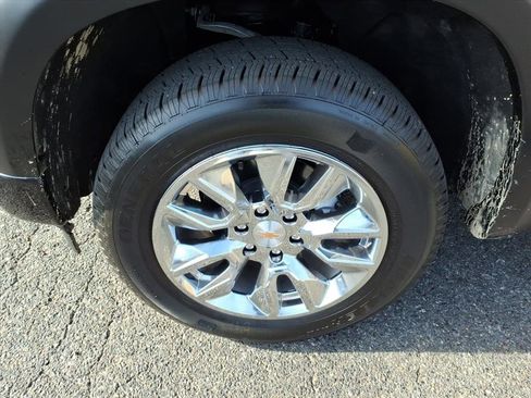 Used 2026 Chevrolet Silverado 1500 Custom image 9