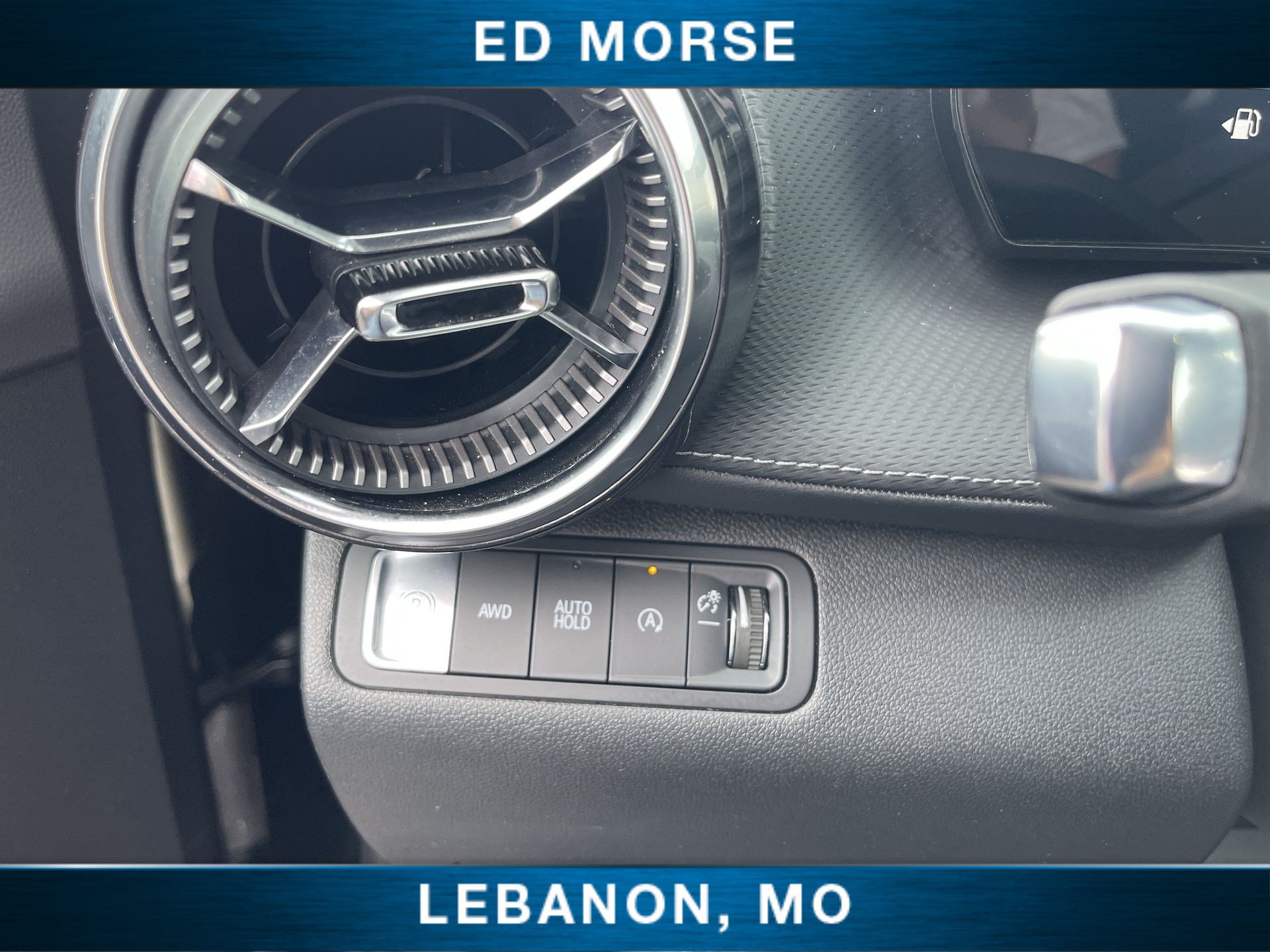 Used 2025 Chevrolet Equinox LT AWD/4WD image 17