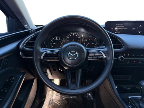Used 2024 MAZDA MAZDA3 s image 12