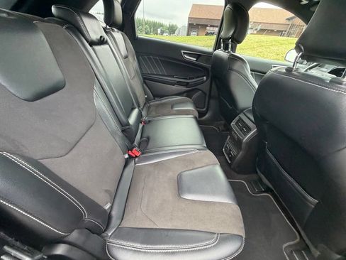 Used 2019 Ford Edge ST w/ Equipment Group 401A AWD/4WD image 47