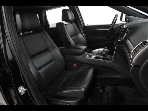 Used 2021 Jeep Grand Cherokee Limited AWD/4WD image 19