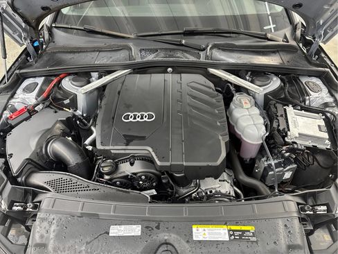 Used 2023 Audi A4 2.0T Premium w/ Convenience Package AWD/4WD image 29