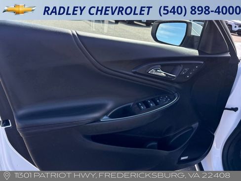 Certified 2024 Chevrolet Malibu LT image 9