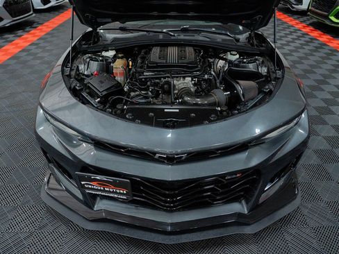 Used 2018 Chevrolet Camaro ZL1 RWD image 43