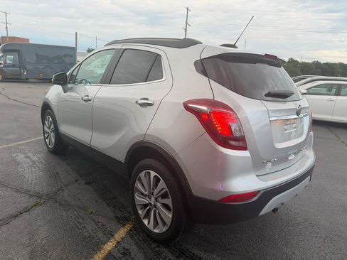Used 2018 Buick Encore Preferred AWD/4WD image 5