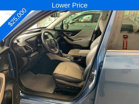 Used 2020 Subaru Forester Limited w/ Popular Package #3 AWD/4WD image 3