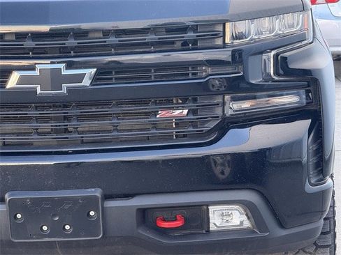 Used 2021 Chevrolet Silverado 1500 LT Trail Boss image 9