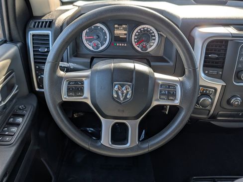 Used 2021 RAM 1500 Classic SLT RWD image 24