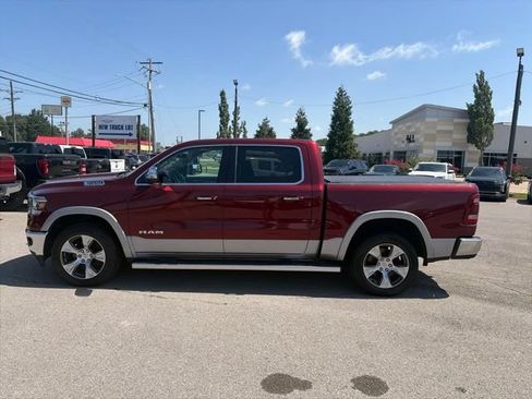 Used 2021 RAM 1500 Laramie AWD/4WD image 3