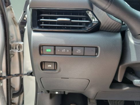 Used 2020 Nissan Sentra S FWD image 18