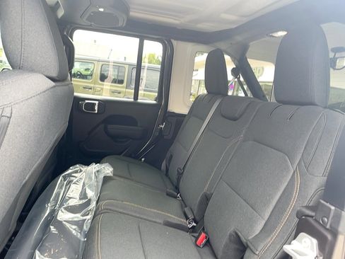 New 2025 Jeep Wrangler Unlimited Sport image 10