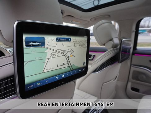 Used 2023 Mercedes-Benz S 580 4MATIC Sedan w/ 3D Technology Package image 6