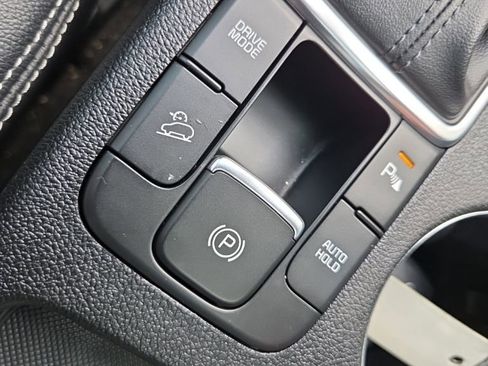 Used 2018 Kia Sportage SX image 40