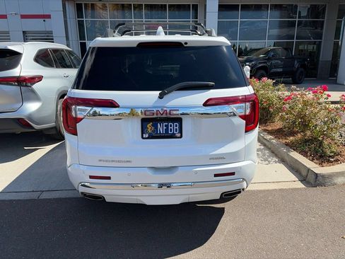 Used 2023 GMC Acadia Denali w/ Denali Ultimate Package AWD/4WD image 1