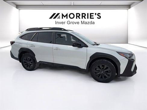 Used 2023 Subaru Outback Onyx Edition image 4