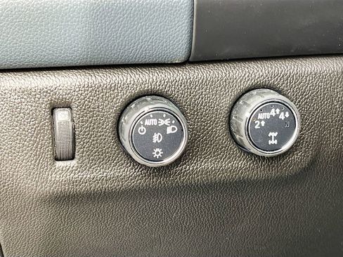 Used 2021 Chevrolet Colorado Z71 image 10