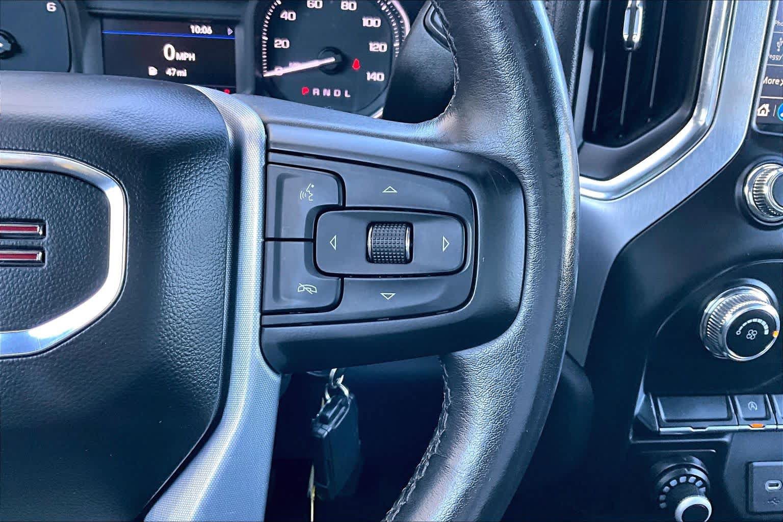 Used 2020 GMC Sierra 1500 SLE w/ Remote Start Package AWD/4WD image 25