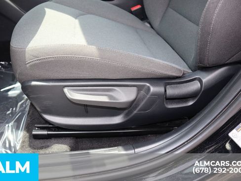 Used 2025 Kia K4 FWD image 36