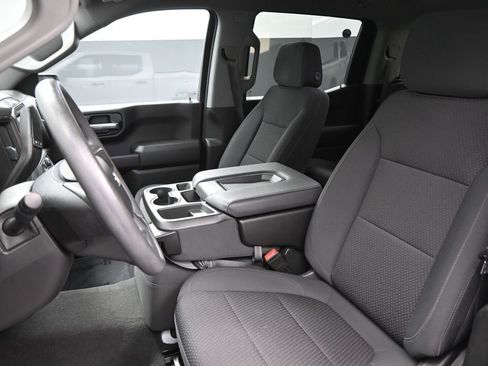 Used 2022 Chevrolet Silverado 1500 Custom image 9