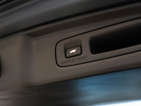 Used 2026 Honda CR-V EX-L image 12