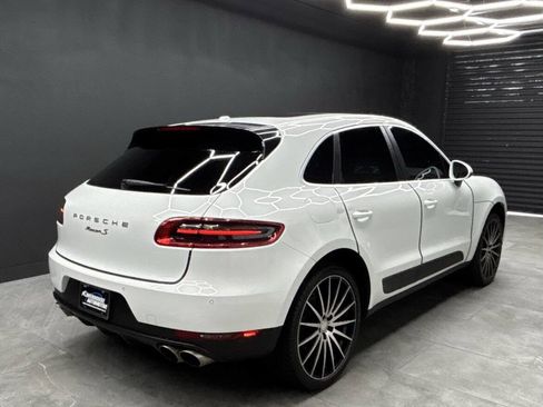 Used 2015 Porsche Macan S w/ Premium Package Plus AWD/4WD image 11