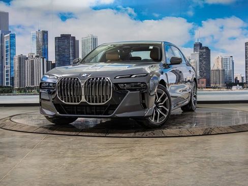 New 2026 BMW 740i xDrive 740i xDrive w/ Premium Package image 2