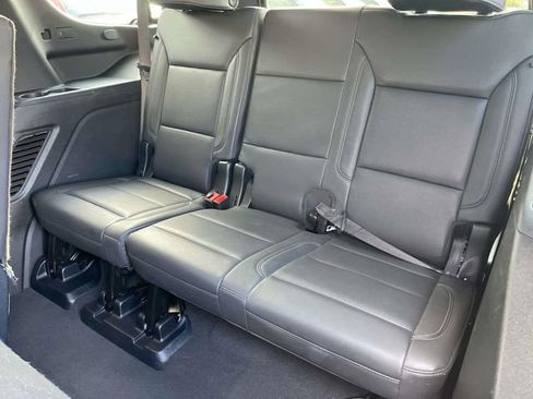 Used 2025 Chevrolet Tahoe LT image 20