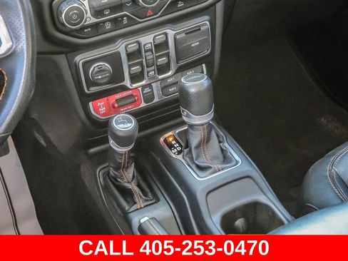 Used 2021 Jeep Gladiator Mojave AWD/4WD image 33