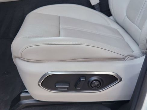 Used 2024 Jeep Wagoneer Series II image 22