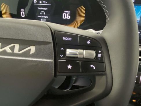 New 2026 Kia Sportage EX FWD image 24