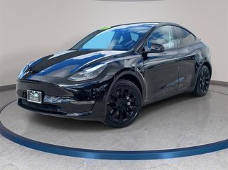 Used 2023 Tesla Model Y Long Range video 1