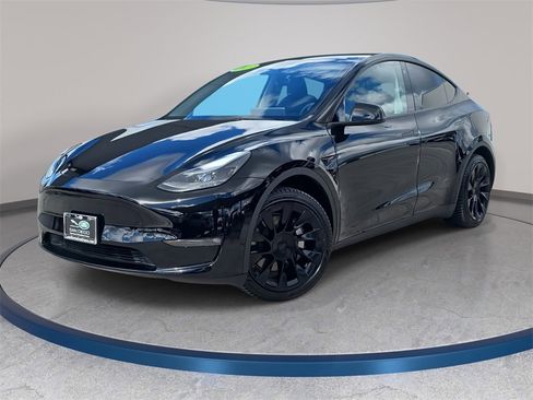 Used 2023 Tesla Model Y Long Range image 1