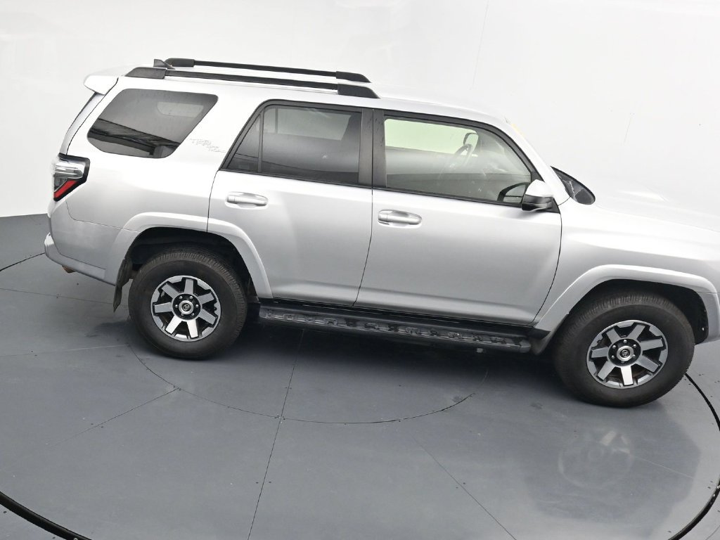 Used 2021 Toyota 4Runner TRD Off-Road AWD/4WD image 31