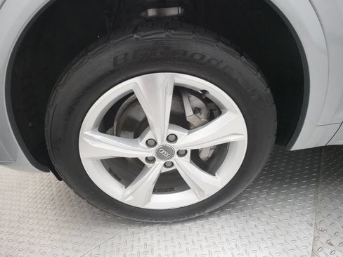 Used 2019 Audi Q5 2.0T Premium Plus AWD/4WD image 28