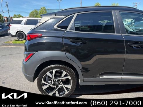Used 2023 Hyundai Kona Limited AWD/4WD image 7