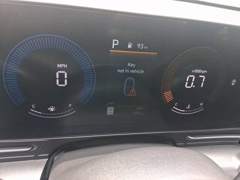 Used 2026 Hyundai Kona SE FWD image 14