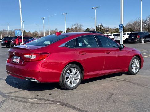 Certified 2020 Honda Accord LX image 11