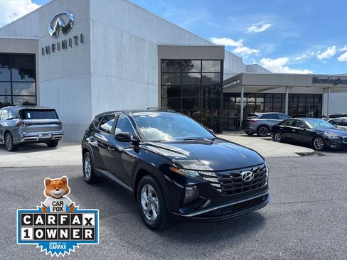 Used 2022 Hyundai Tucson SE w/ Cargo Package FWD image 1