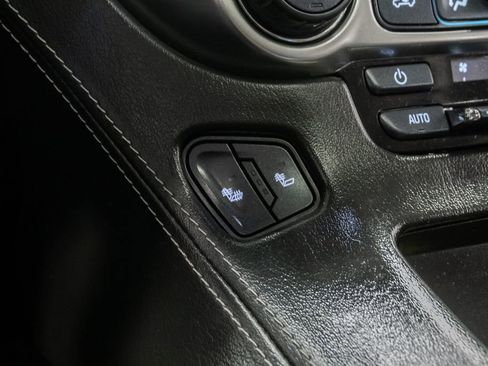 Used 2018 Chevrolet Tahoe LT image 17