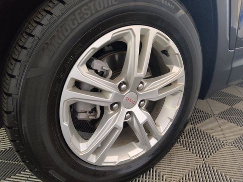 Used 2022 GMC Terrain SLE w/ LPO, Floor Liner Package AWD/4WD image 31