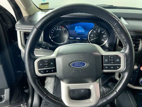 Used 2024 Ford Expedition Max XLT image 15