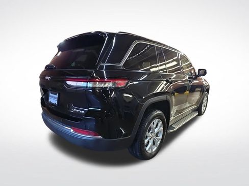 Used 2023 Jeep Grand Cherokee Limited RWD image 7