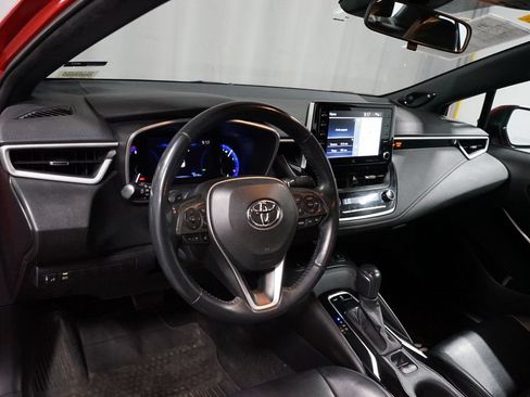 Used 2020 Toyota Corolla XSE FWD image 7