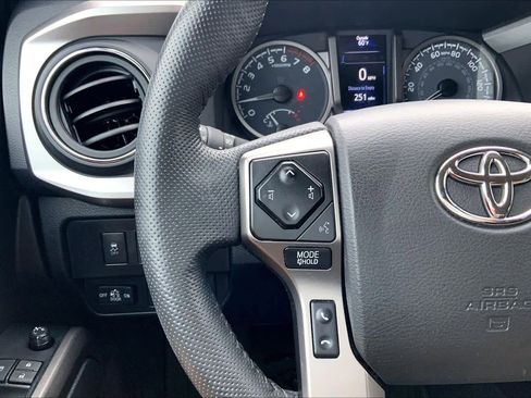 Used 2023 Toyota Tacoma SR5 RWD image 23