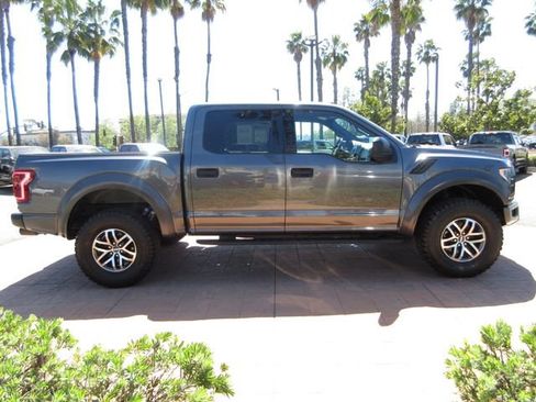 Used 2018 Ford F150 Raptor image 5