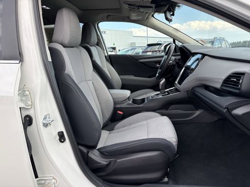 Certified 2025 Subaru Outback Premium AWD/4WD image 29