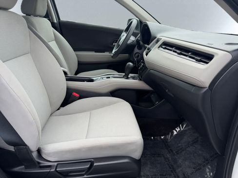 Used 2019 Honda HR-V LX image 20