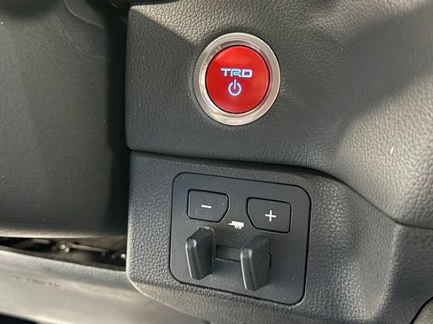 Used 2023 Toyota Tundra Limited w/ TRD Off-Road Package AWD/4WD image 18