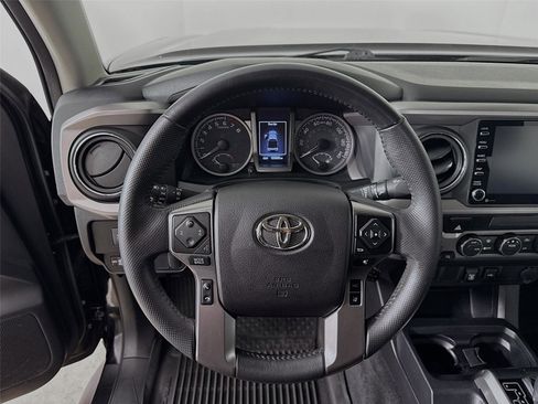 Used 2021 Toyota Tacoma SR5 w/ Technology Package image 17