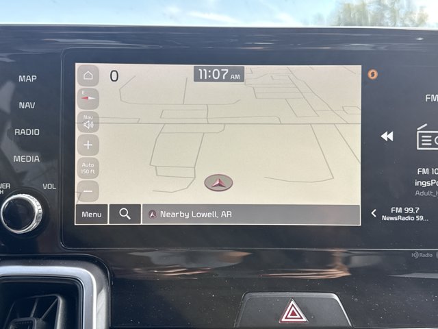 Used 2023 Kia Sorento EX w/ Panoramic Sunroof Package FWD image 5